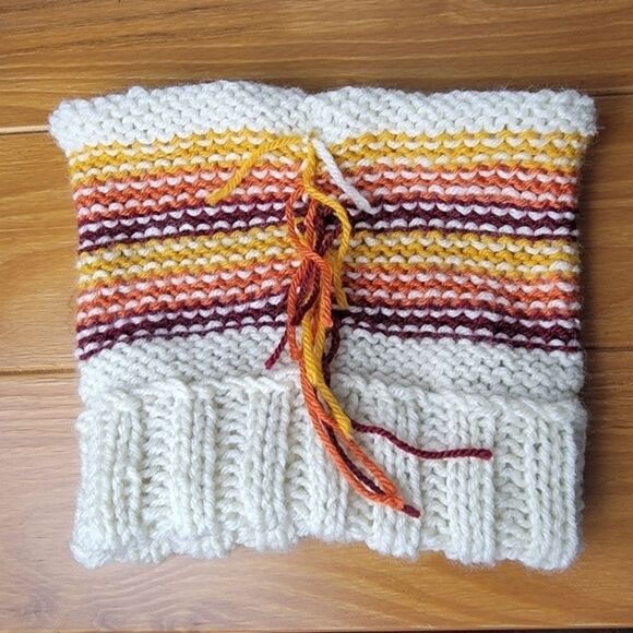 🍁 Gold Orange Burgandy & Cream Crochet Knit Handmade Neck Warmer Gaiter - Picture 10 of 11